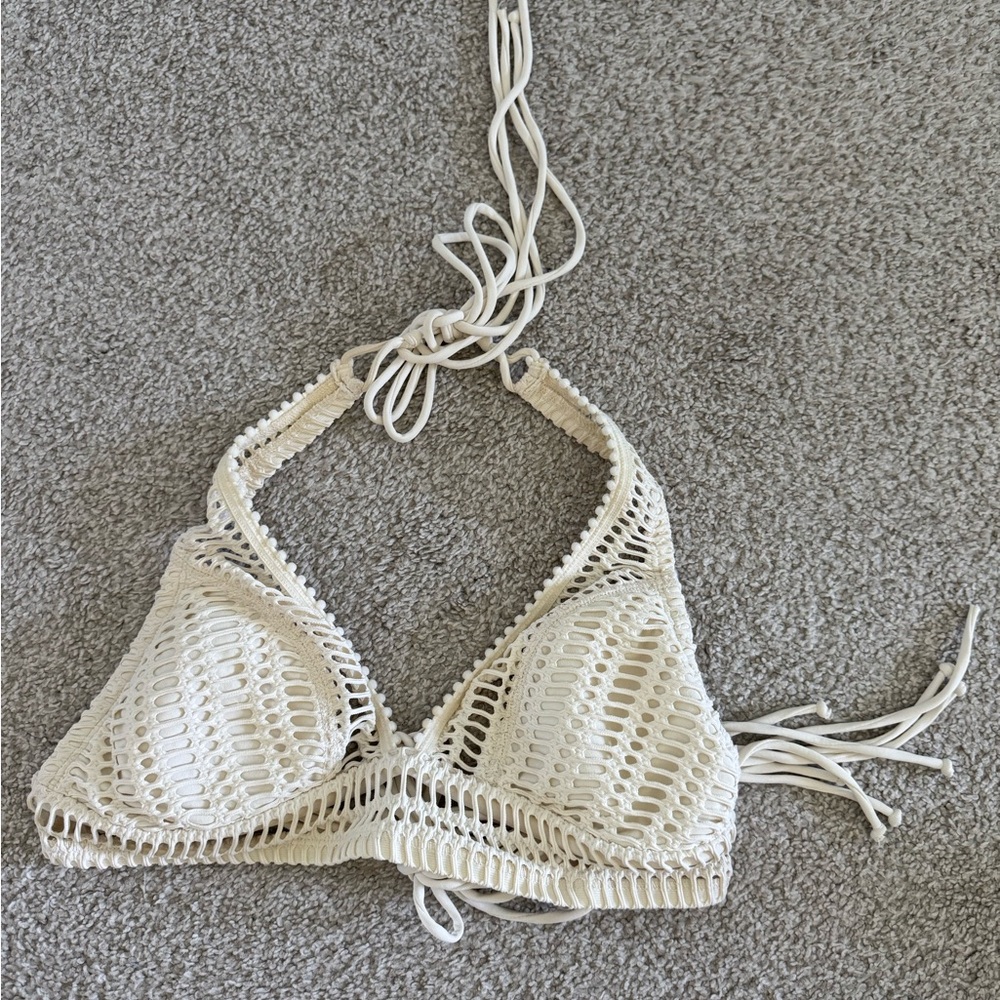 Robin Piccone Cream Crochet Bikini Top Size: Small